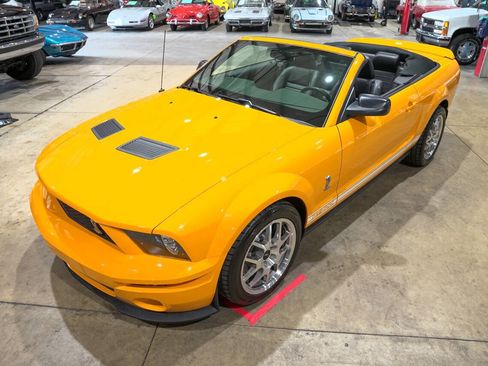 Used 2007 Ford Mustang Shelby GT500 RWD image 15
