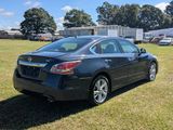 Used 2015 Nissan Altima 2.5 SV w/ Convenience Package image 3