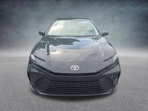 Used 2025 Toyota Camry LE FWD image 3