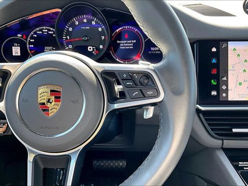 Used 2023 Porsche Cayenne Platinum Edition AWD/4WD image 12