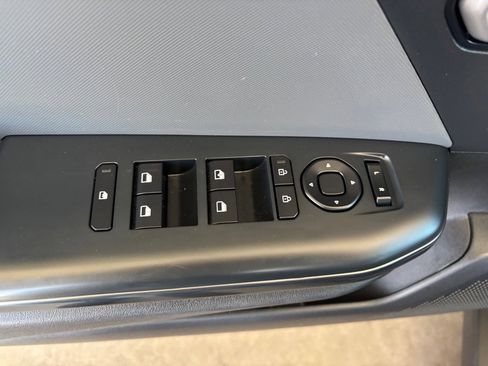 Used 2025 Kia K4 LX image 19