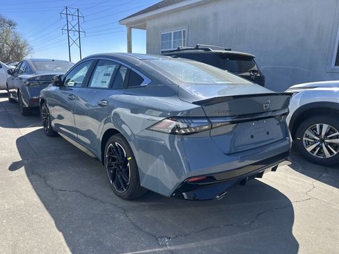 New 2026 Nissan Sentra SR image 2