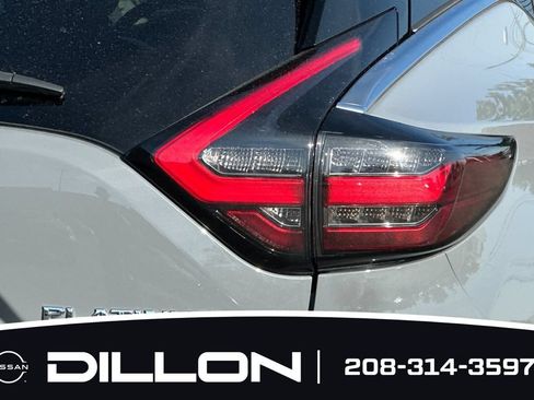 Certified 2024 Nissan Murano Platinum w/ Cargo Package AWD/4WD image 25