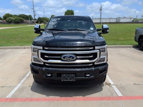 Used 2022 Ford F250 Platinum w/ FX4 Off-Road Package AWD/4WD image 2