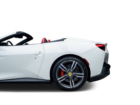 Used 2019 Ferrari Portofino RWD image 24