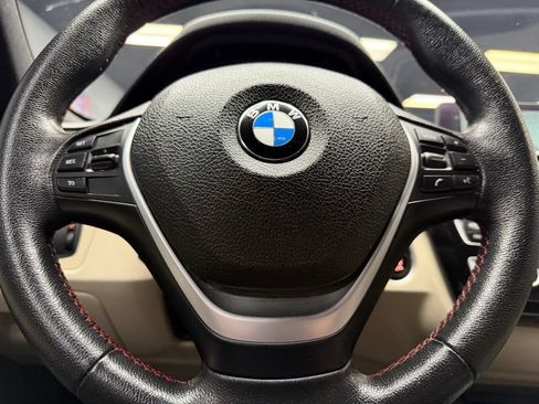Used 2017 BMW 330i Sedan RWD image 23