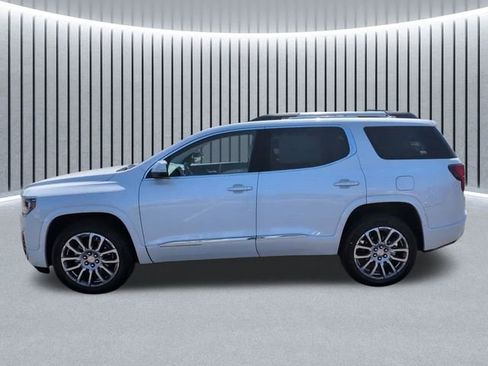 Certified 2023 GMC Acadia Denali AWD/4WD image 10