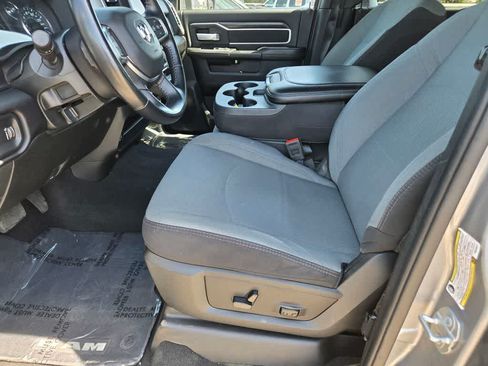 Used 2024 RAM 2500 Big Horn AWD/4WD image 19
