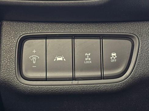 Used 2020 Hyundai Santa Fe SE AWD/4WD image 21
