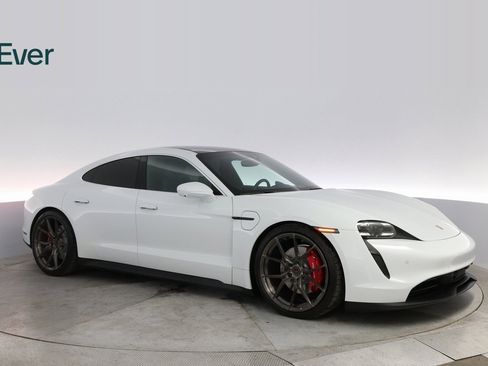 Used 2021 Porsche Taycan 4S image 5