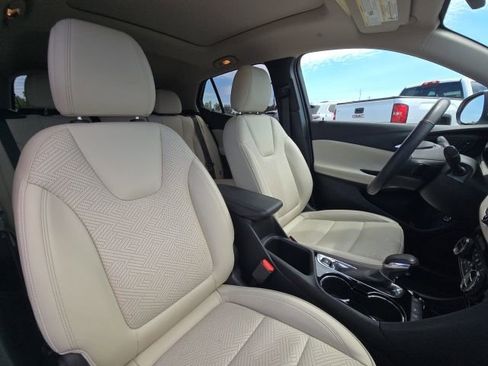 Used 2023 Buick Encore GX Essence w/ Experience Buick Package image 18