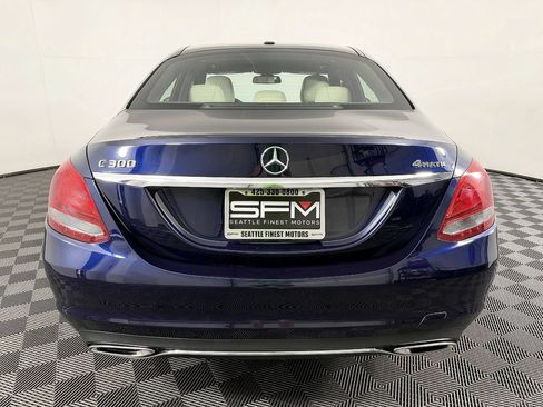 Used 2018 Mercedes-Benz C 300 4MATIC Sedan image 10