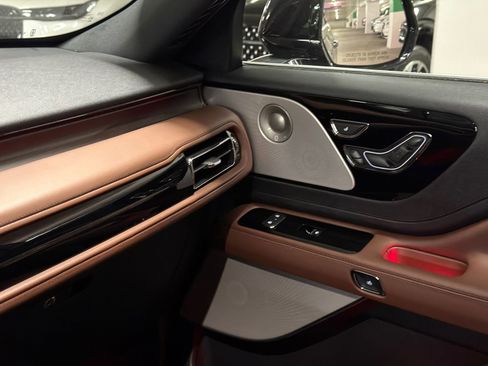 New 2026 Lincoln Aviator Reserve image 33