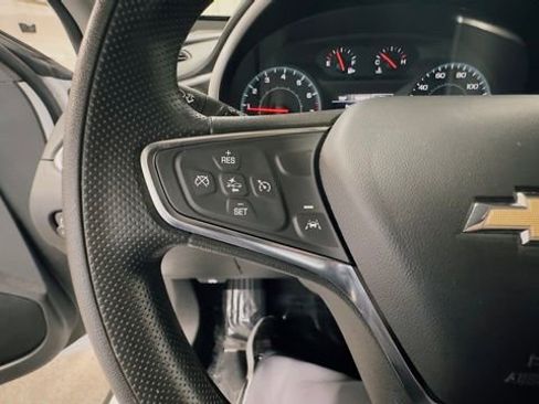 Used 2024 Chevrolet Malibu LT image 19