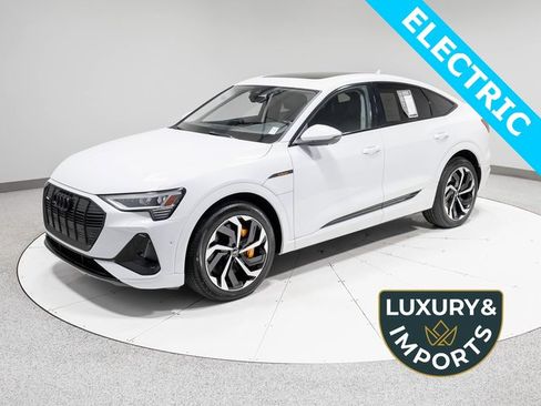 Used 2022 Audi e-tron Premium Plus w/ Premium Plus Package image 1