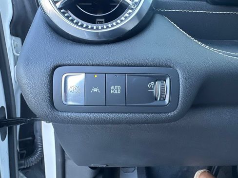 Used 2024 Chevrolet Blazer EV LT AWD/4WD image 19