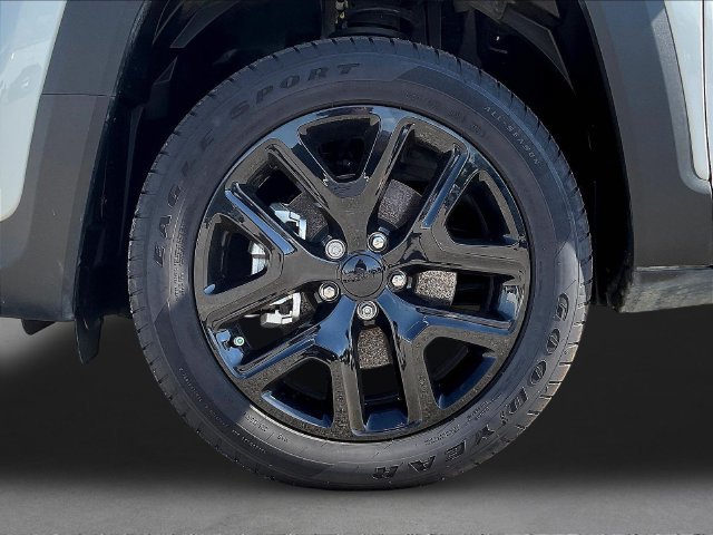 Used 2023 Jeep Renegade Altitude AWD/4WD image 33