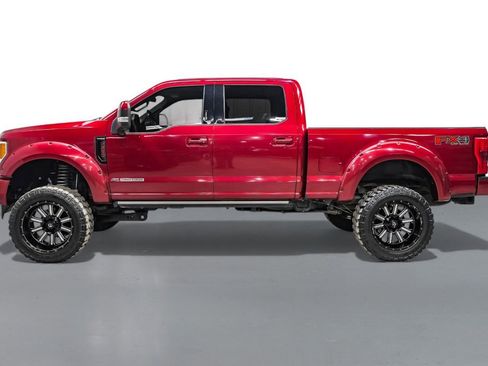 Used 2019 Ford F250 Platinum w/ Platinum Ultimate Package image 10