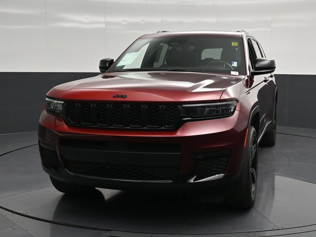 Used 2023 Jeep Grand Cherokee L Laredo AWD/4WD image 6