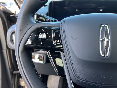 New 2026 Lincoln Aviator Reserve w/ Luxury Package image 24