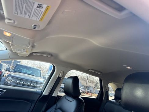 Used 2024 Ford Edge SEL w/ Convenience Package image 25