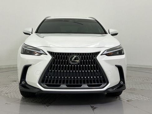 Used 2023 Lexus NX 250 FWD image 6
