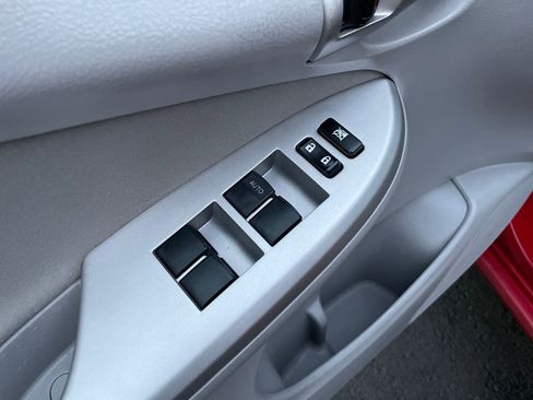 Used 2010 Toyota Corolla LE image 12