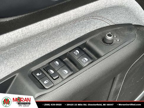 Used 2024 Jeep Compass Latitude AWD/4WD image 15