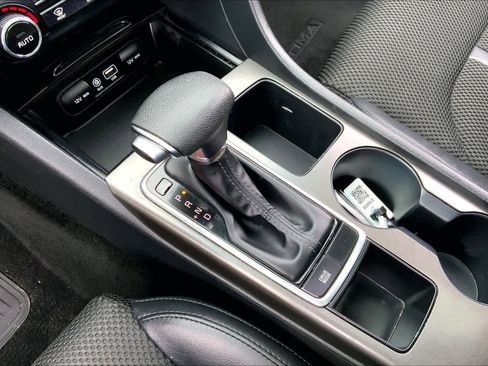 Used 2019 Kia Optima S w/ S Panoramic Sunroof Package image 15