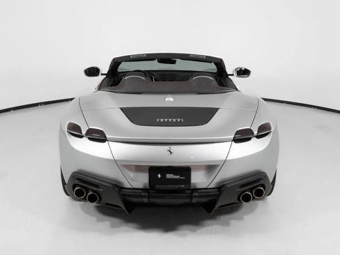 Used 2024 Ferrari Roma Spider image 7