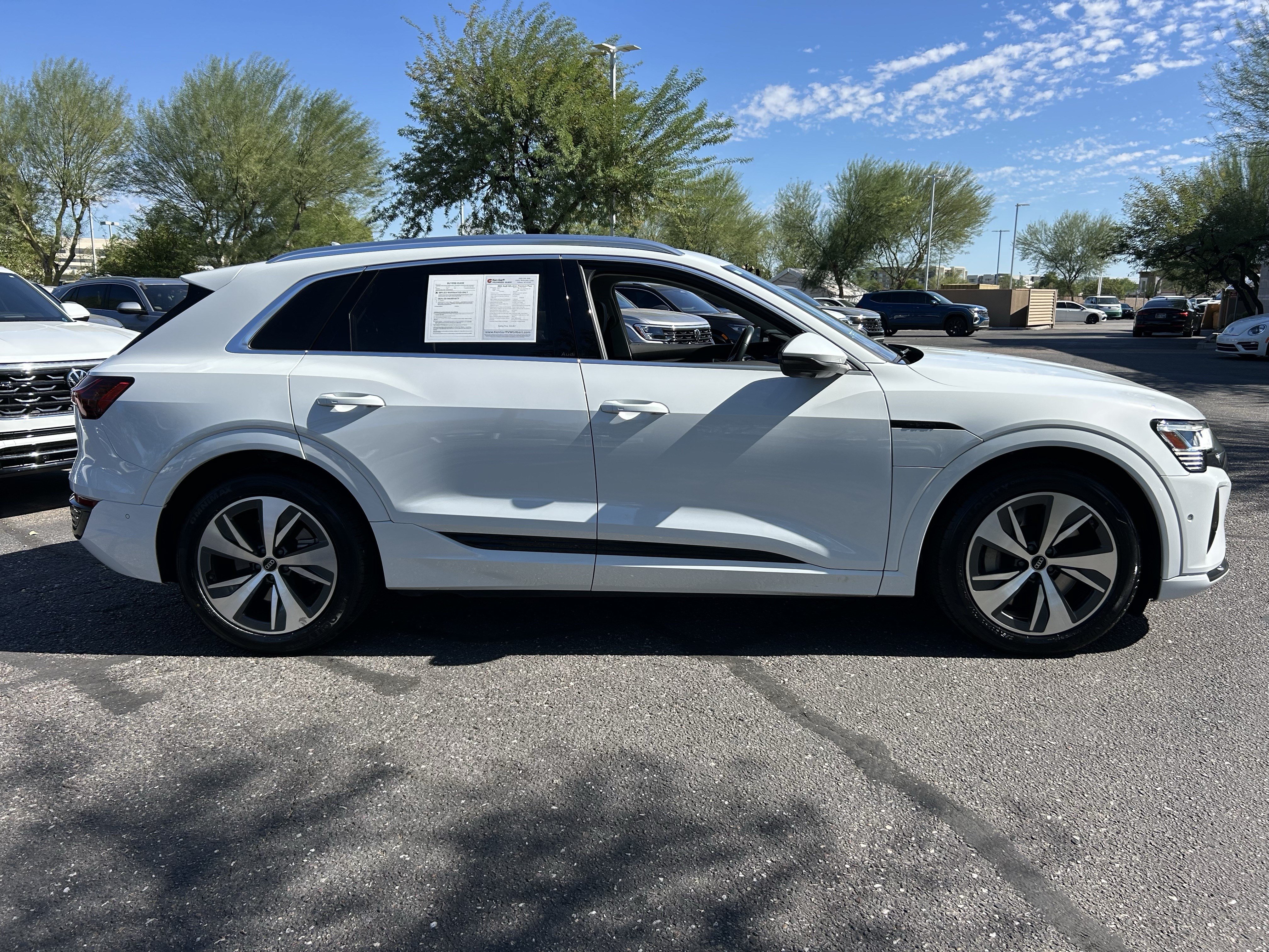 Used 2024 Audi Q8 e-tron Premium Plus w/ Premium Plus Package AWD/4WD image 5