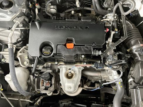 Used 2025 Honda HR-V EX-L image 32