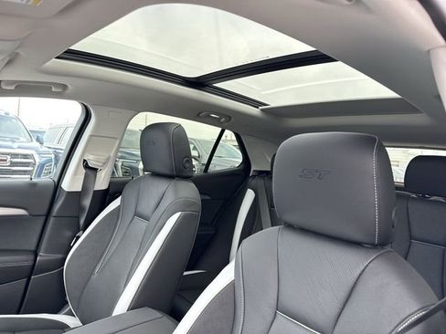 New 2026 Buick Envision Sport Touring image 22