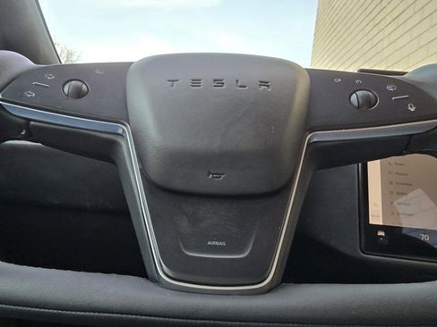 Used 2021 Tesla Model S Plaid image 29