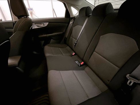 Used 2023 Kia Forte LXS w/ LXS Technology Package image 25