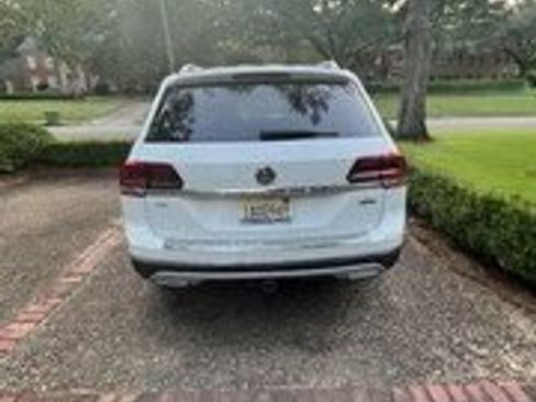 Used 2019 Volkswagen Atlas SEL Premium AWD/4WD image 4