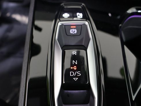 Used 2025 Audi A5 2.0T Premium Plus w/ Premium Plus image 4