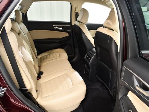 Used 2023 Ford Edge SEL AWD/4WD image 19