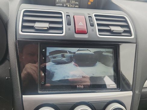 Used 2016 Subaru Forester 2.5i w/ Popular Package #2 image 17