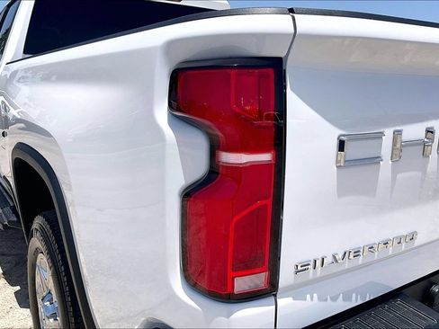 Used 2026 Chevrolet Silverado 2500 LTZ AWD/4WD image 20