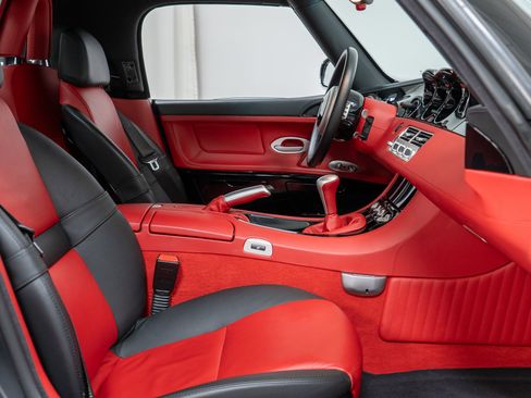 Used 2002 BMW Z8 RWD image 29