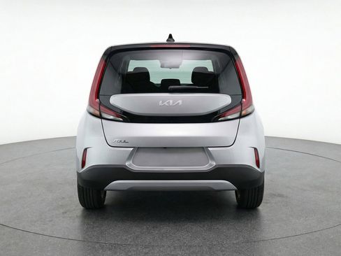Used 2025 Kia Soul LX w/ LX Technology Package image 7
