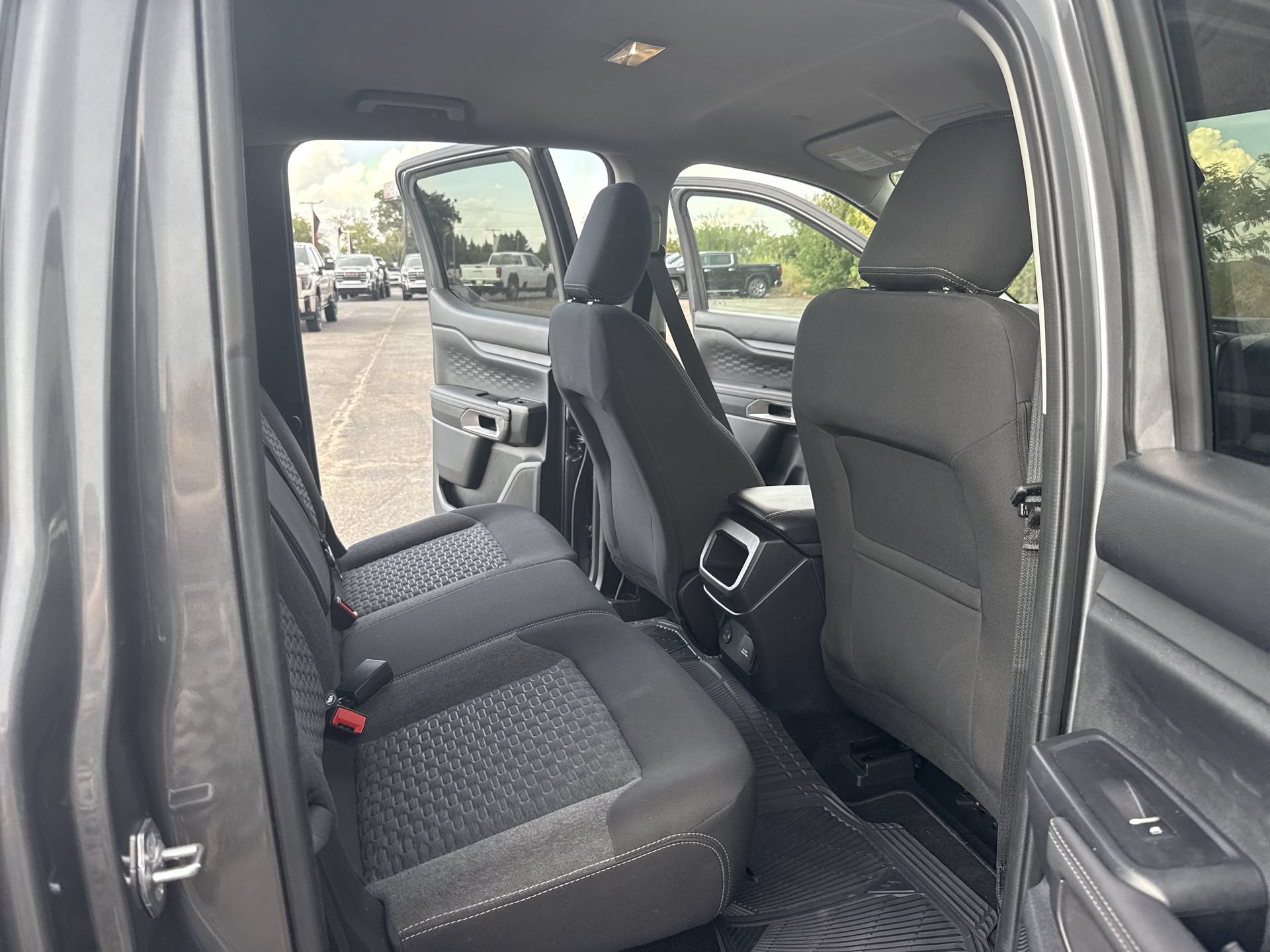 Used 2025 Ford Ranger XLT RWD image 34