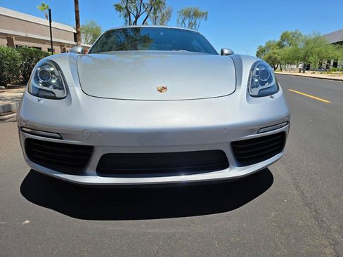 Used 2017 Porsche 718 Cayman S RWD image 8