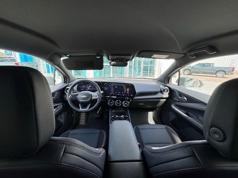 New 2025 Chevrolet Blazer EV LT image 26