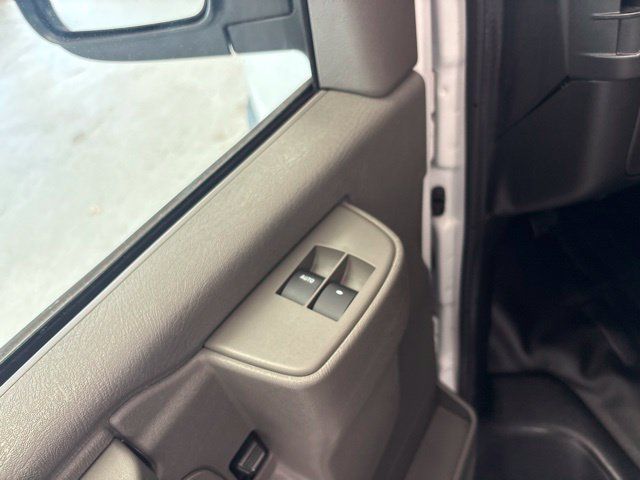 Used 2021 Chevrolet Express 2500 w/ Driver Convenience Package RWD image 16