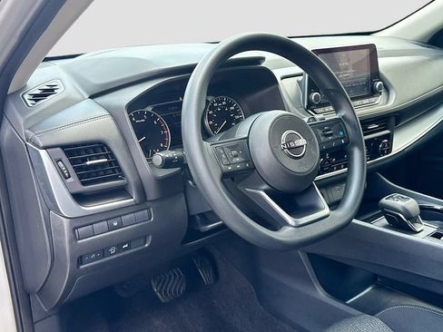 Certified 2024 Nissan Rogue SV AWD/4WD image 24