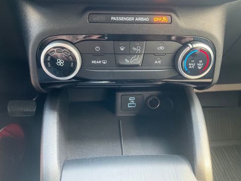 Used 2022 Ford Escape S image 23