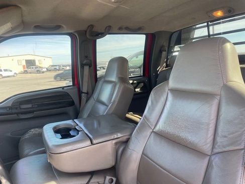 Used 2006 Ford F350 Lariat image 10