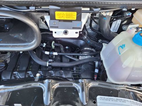 Used 2025 RAM ProMaster 2500 w/ Convenience Group FWD image 20